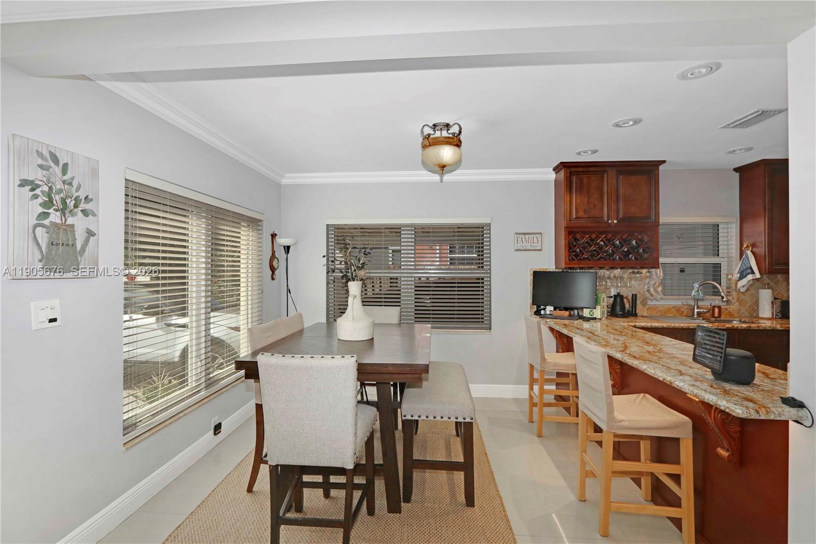 HOLLYWOOD COUNTRY CLUB DI - Residential