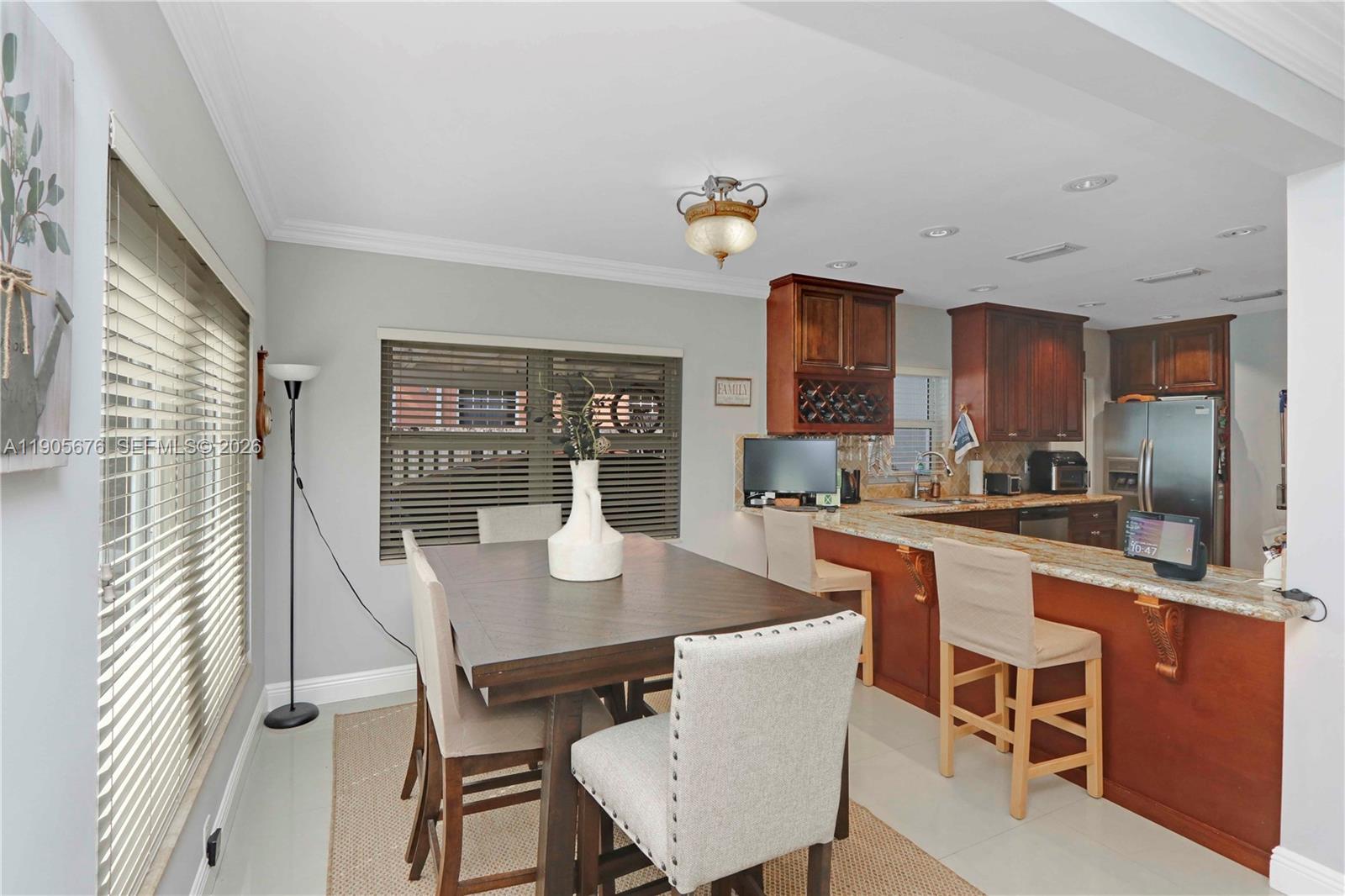 HOLLYWOOD COUNTRY CLUB DI - Residential