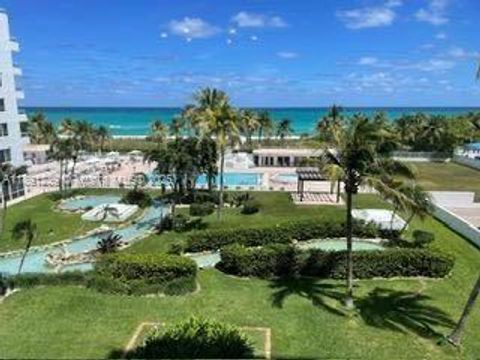 Photo of 5005 Collins Ave #411, Miami Beach, FL 33140 (MLS # A11891239)