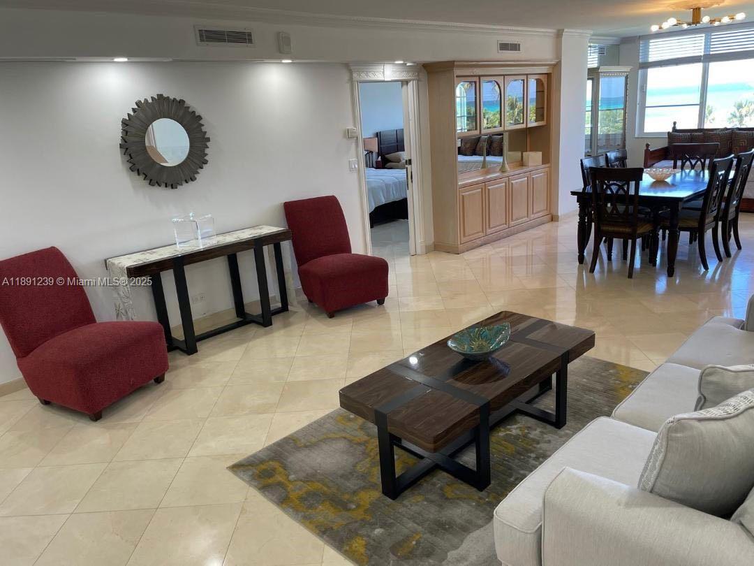 THE CARRIAGE CLUB NORTH C - Residential
