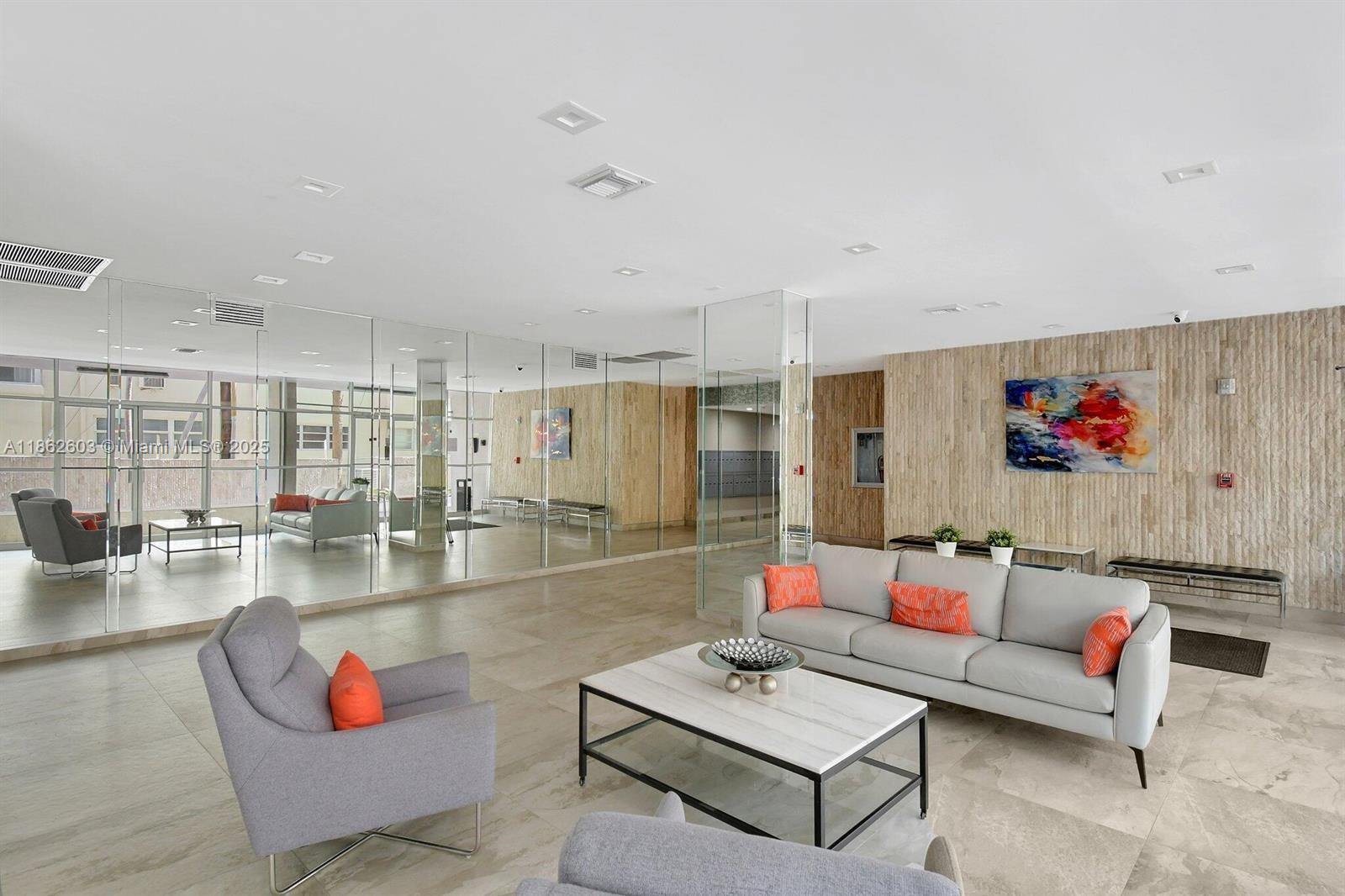 3113 S Ocean Dr 1004
