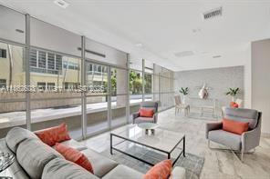 3113 S Ocean Dr 1004