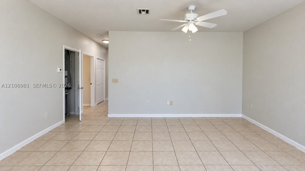 Photo of 1295 N Railroad Ave, Boynton Beach, FL 33435 (MLS # A12106981)