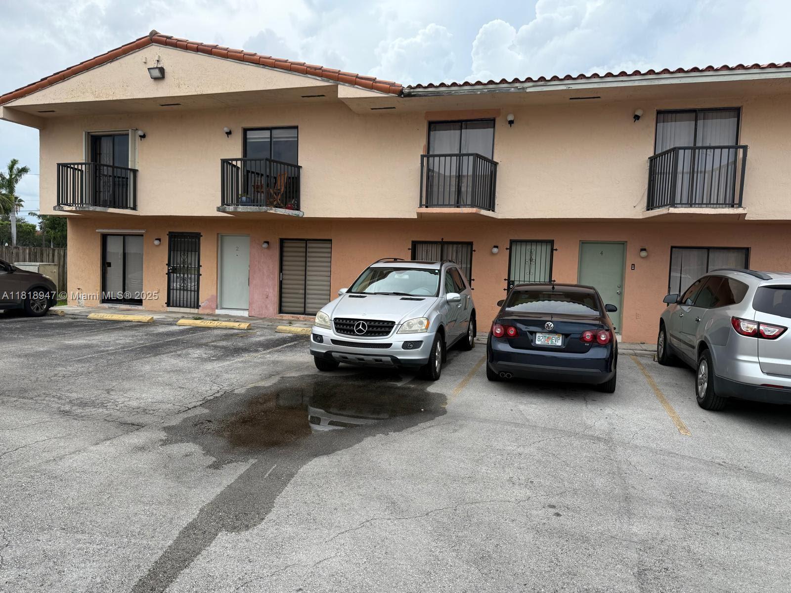 MIDWAY MANSIONS TOWNHOMES - Residential Lease