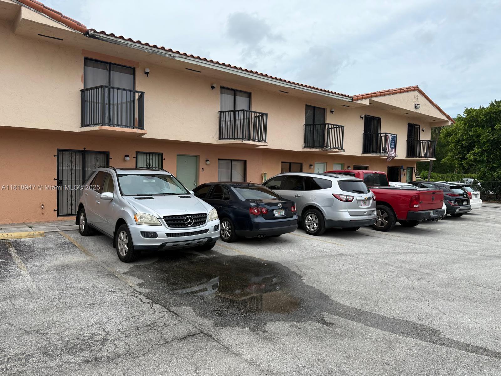 Rental Property at 7993 Nw 7th St E3, Miami, Broward County, Florida - Bedrooms: 2 
Bathrooms: 2  - $2,300 MO.
