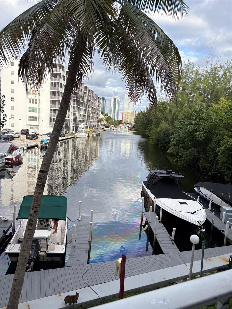 INTRACOASTAL POINT CONDO - Residential Lease