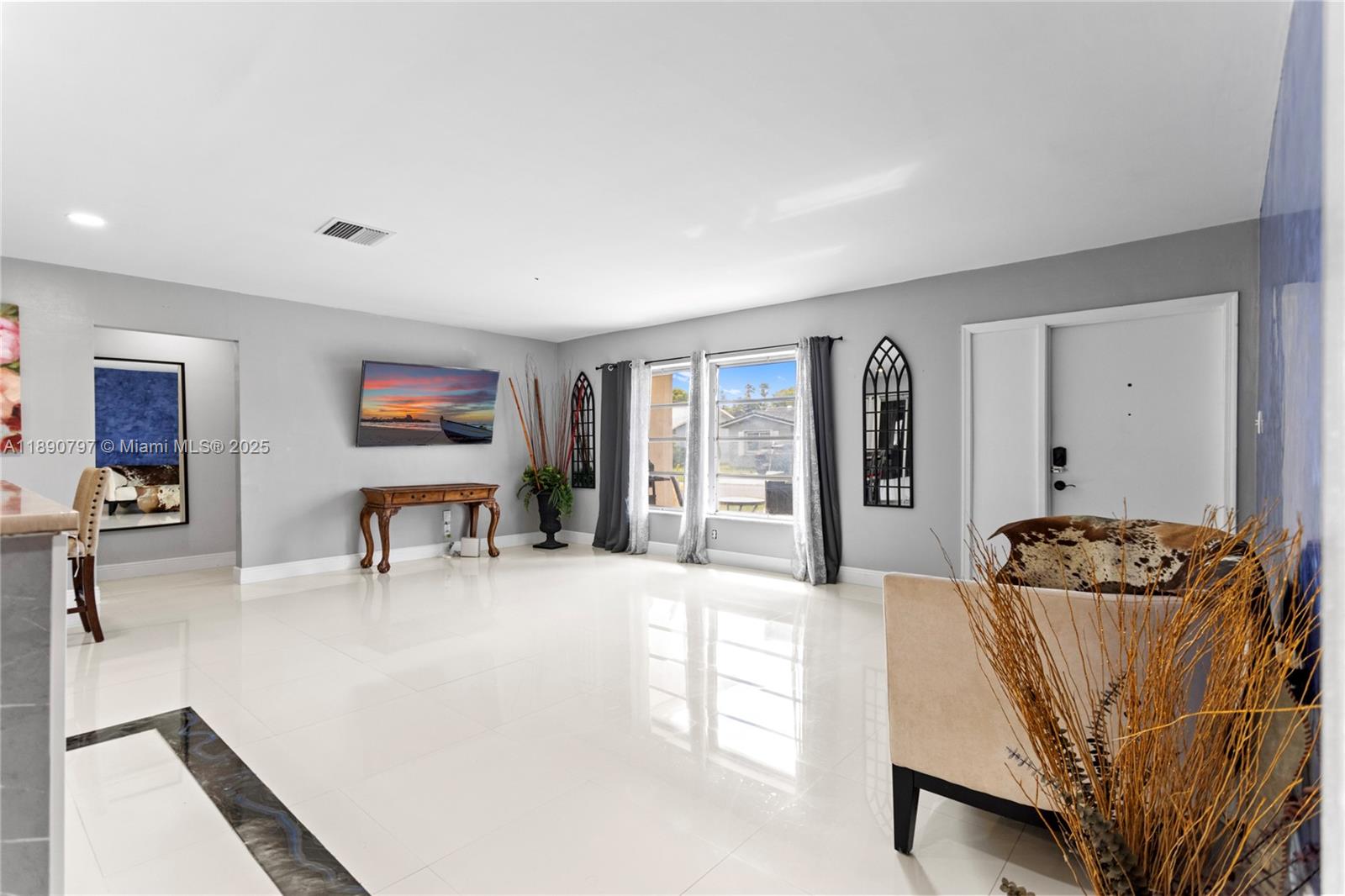 MAINLANDS OF TAMARAC LAKE - Residential