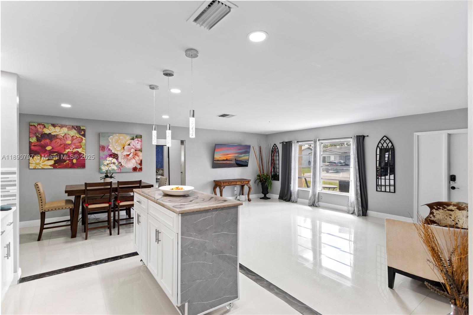 MAINLANDS OF TAMARAC LAKE - Residential