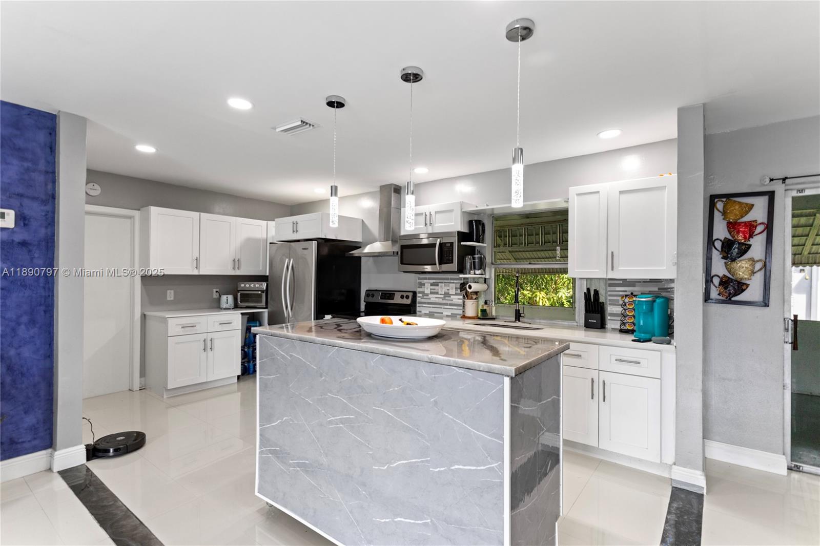 MAINLANDS OF TAMARAC LAKE - Residential