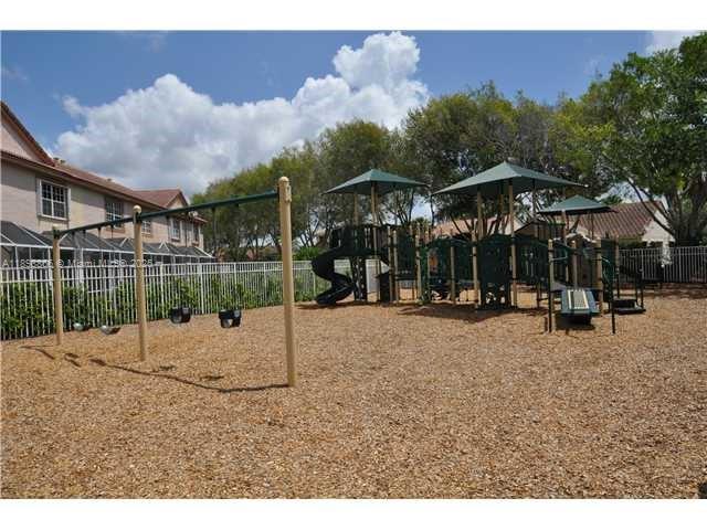 SECTORS 3 & 4 BOUNDARY PL - Residential Lease