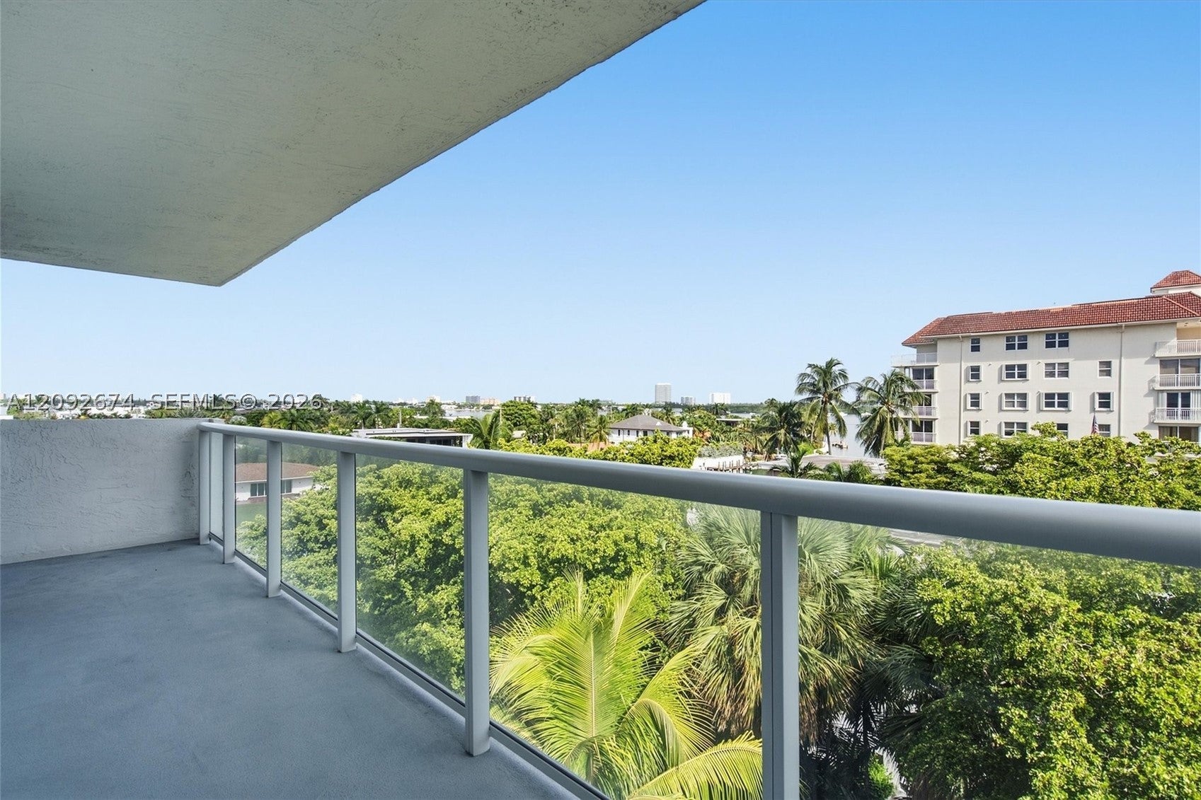 10000 W Bay Harbor Dr 501