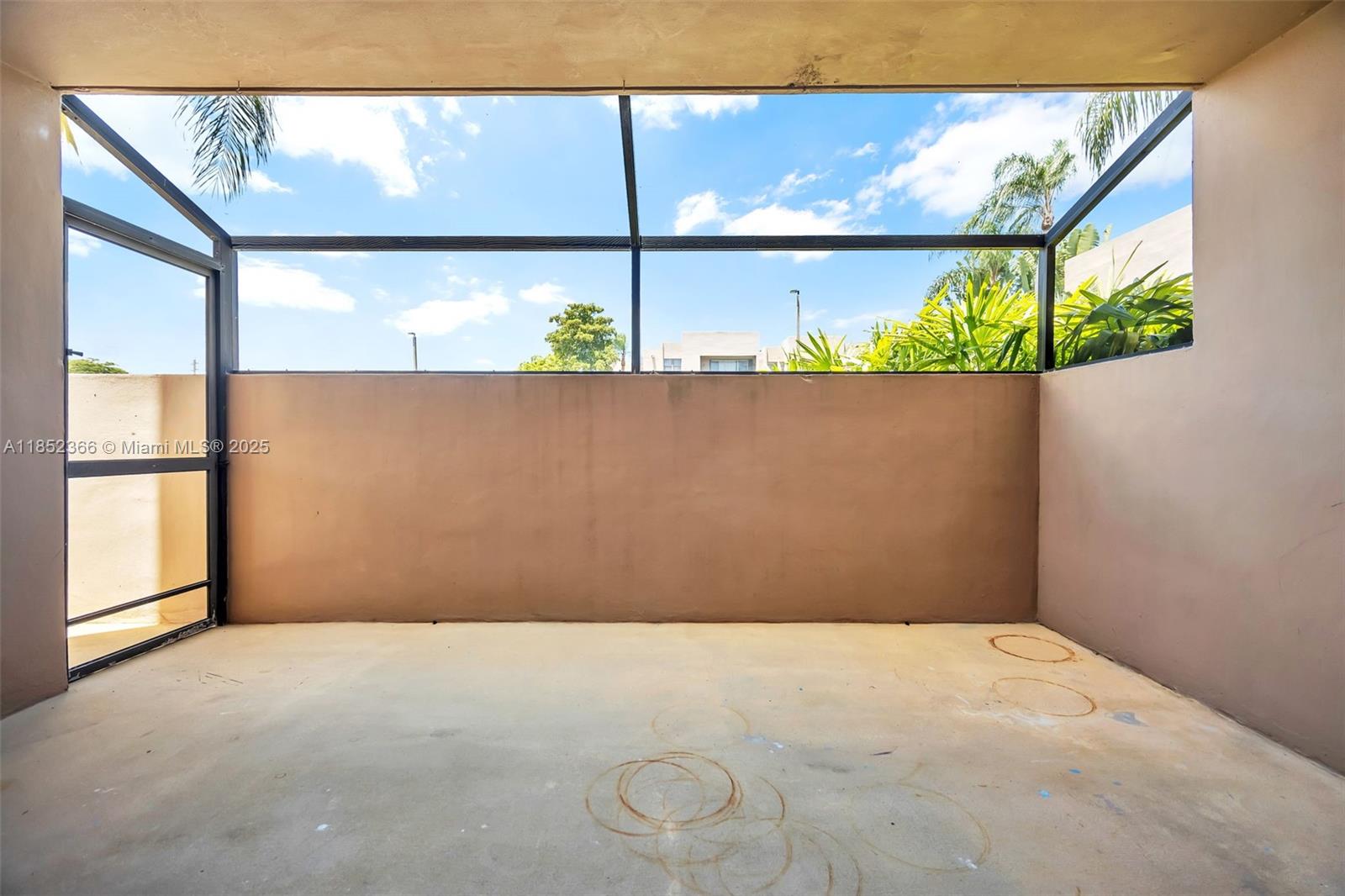 GARDEN OF KENDALL CONDO N - Residential