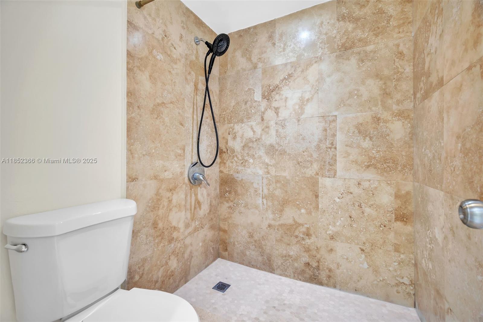 GARDEN OF KENDALL CONDO N - Residential