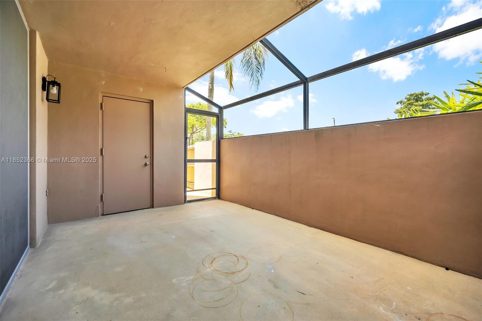 GARDEN OF KENDALL CONDO N - Residential