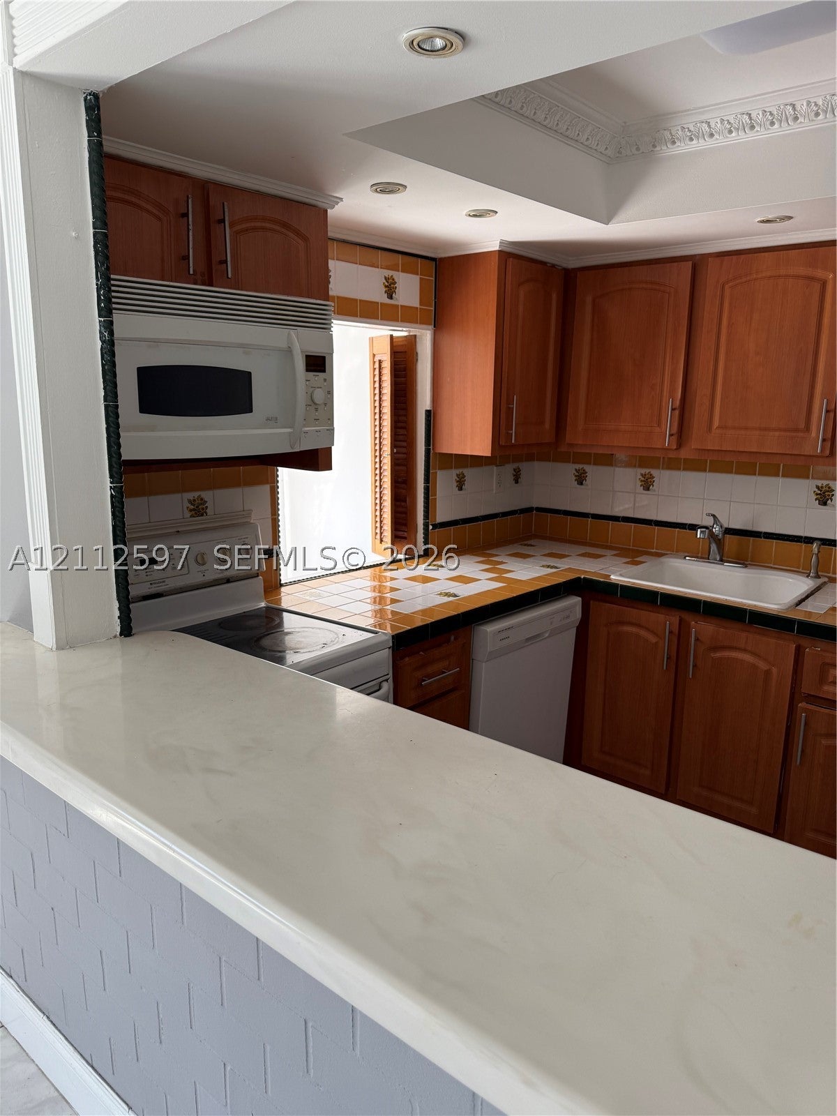210 172 ST 326