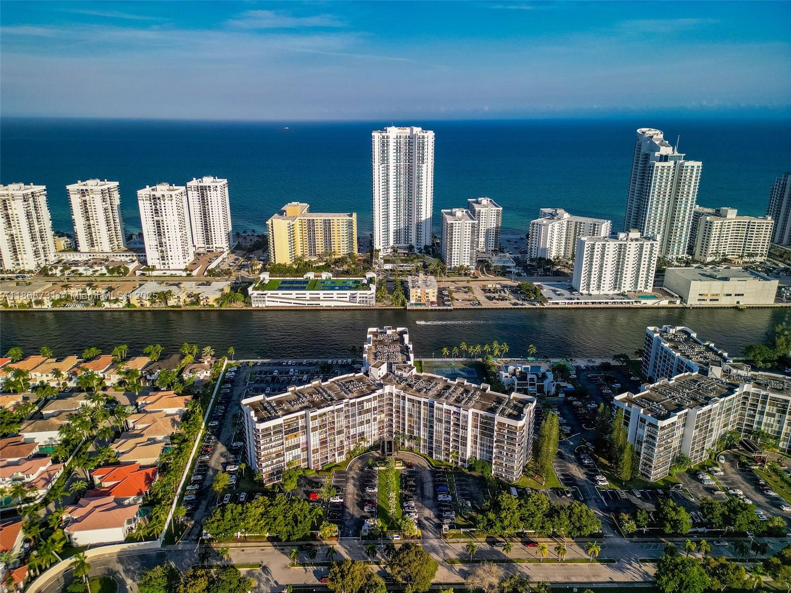 OCEANVIEW PARK CONDO - Residential