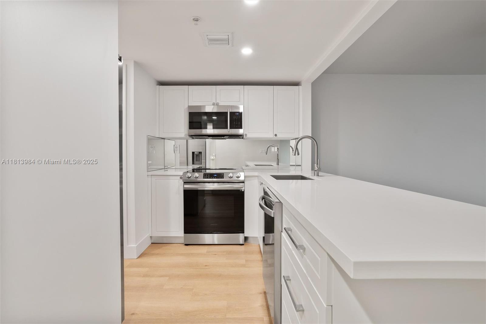 The Hamilton - Residential Lease