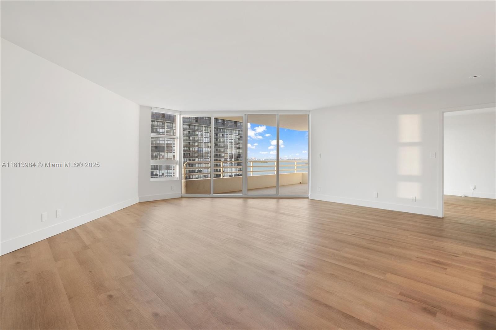 The Hamilton - Residential Lease