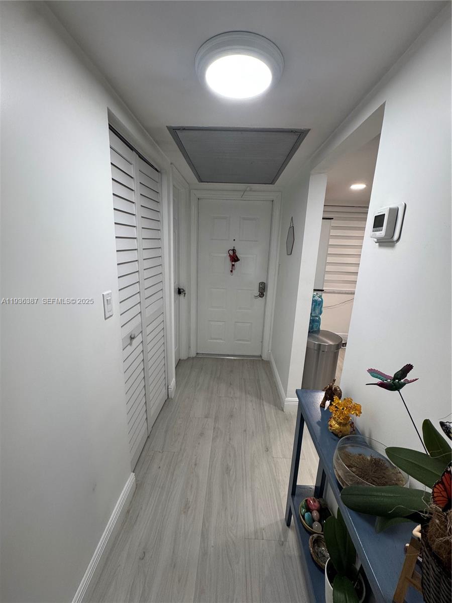 900 Colony Point Cir 218