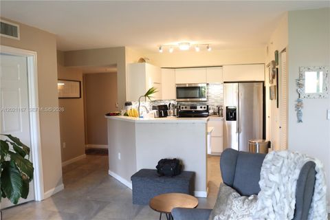 Tiny photo for Boynton Beach, FL 33435 (MLS # A12021167)