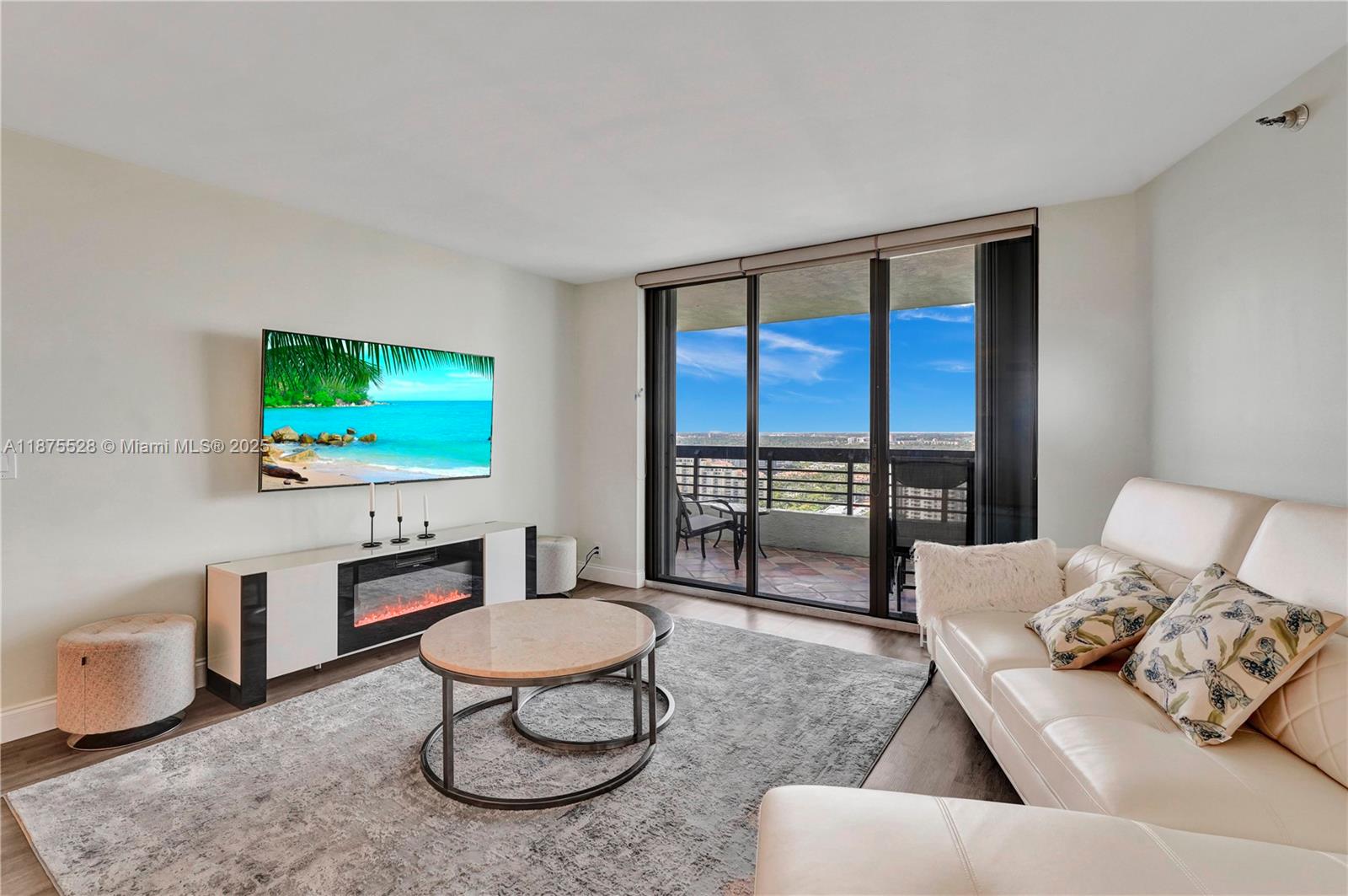 3500 Mystic Pointe Dr 3302