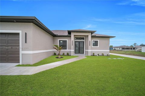 Tiny photo for 3115 2nd ST SW, Lehigh Acres, FL 33976 (MLS # A12006565)