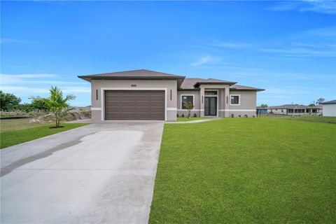 Tiny photo for 3115 2nd ST SW, Lehigh Acres, FL 33976 (MLS # A12006565)