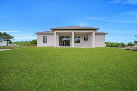 Tiny photo for 3115 2nd ST SW, Lehigh Acres, FL 33976 (MLS # A12006565)