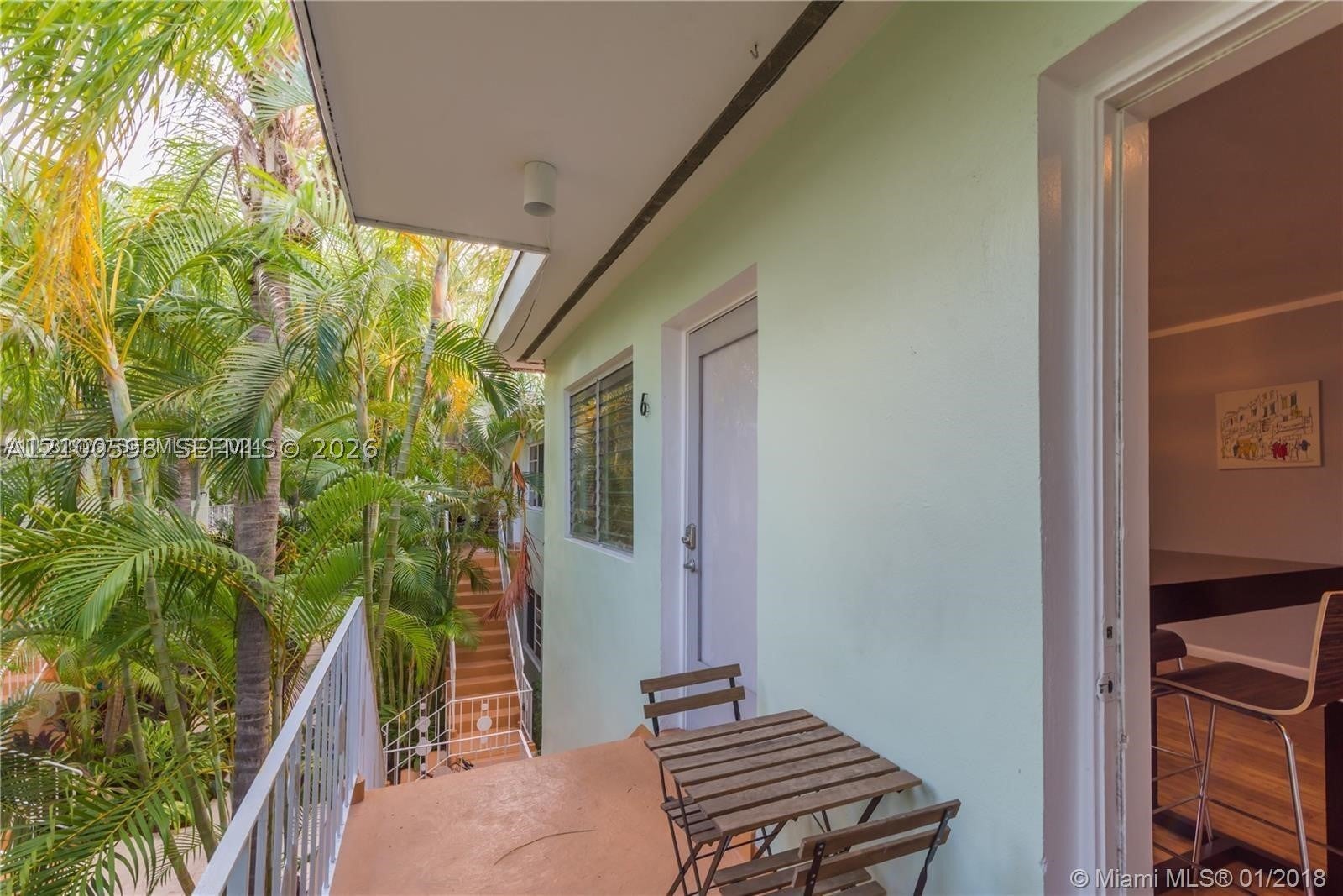 1127 Meridian Ave 6-1127