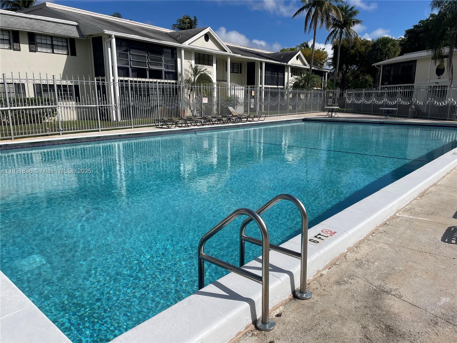 CARMEL AT CALIFORNIA CL C - Residential