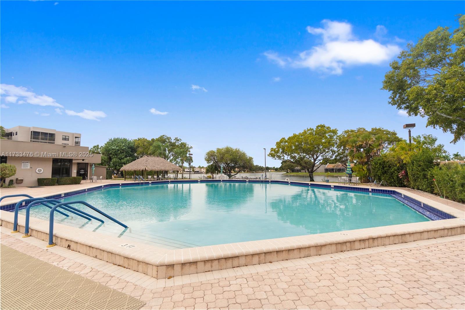 COLONY POINT 4 CONDO - Residential