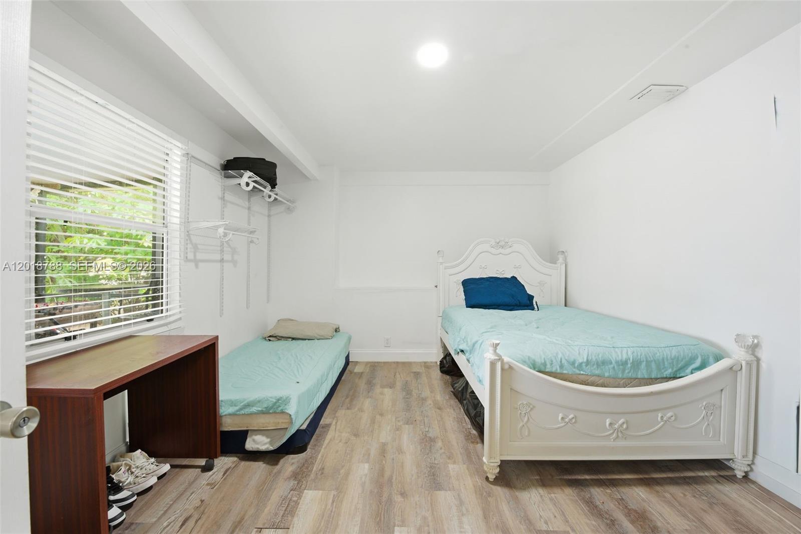 LAKE FOREST SEC 4 - Residential