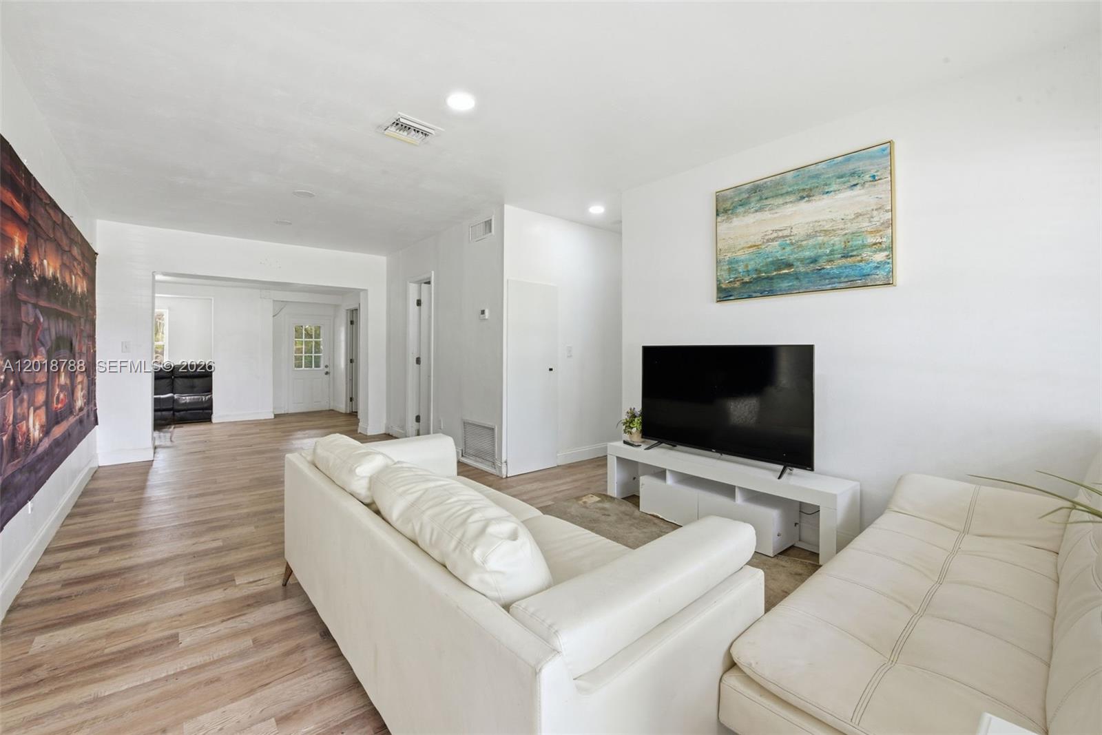 LAKE FOREST SEC 4 - Residential