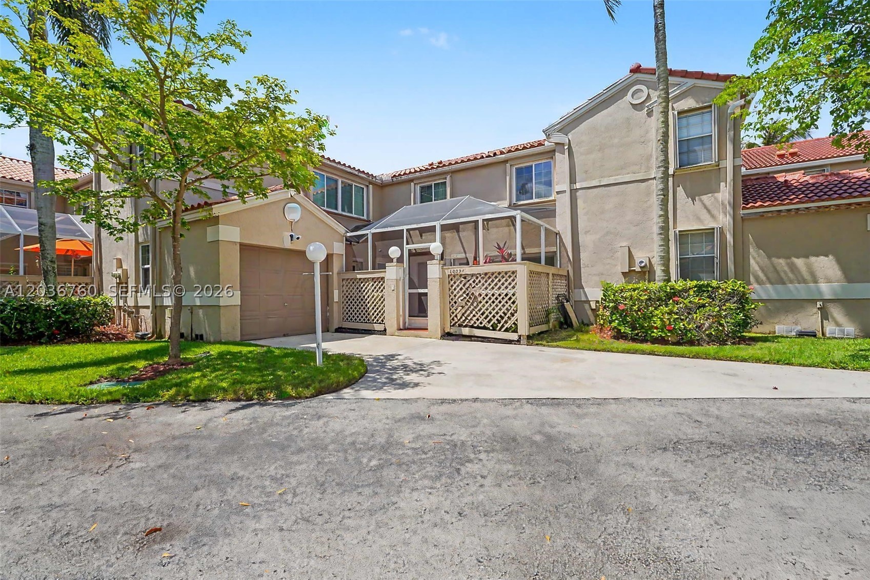 Photo 1 of 44 — 10994 Neptune Dr, Cooper City, FL 33026