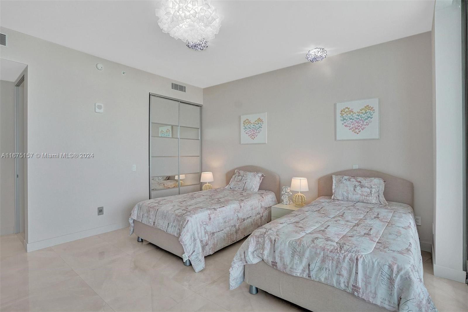 ARMANI CASA - Residential