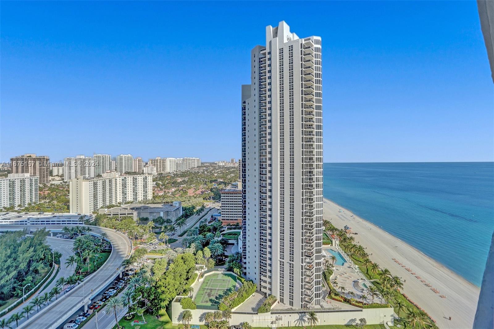 ARMANI CASA - Residential