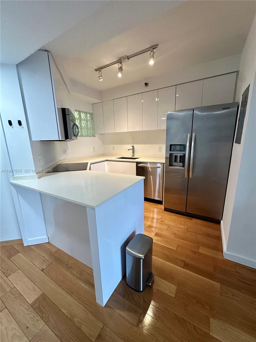 OCEAN 91 CONDO - Residential