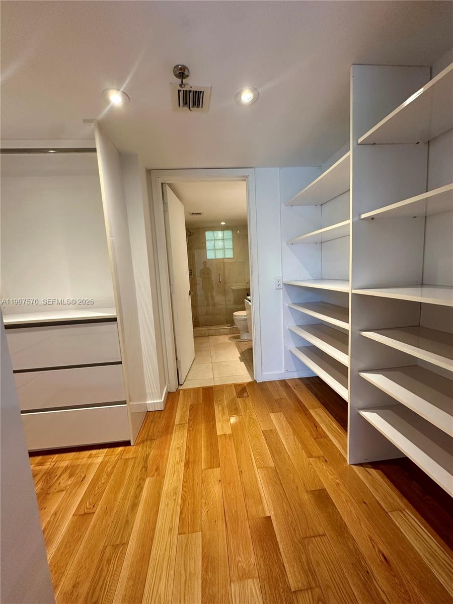 OCEAN 91 CONDO - Residential