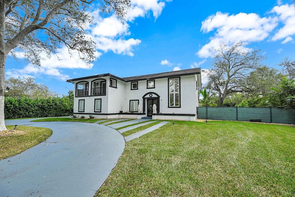 SUNILAND ESTATES - Residential Lease