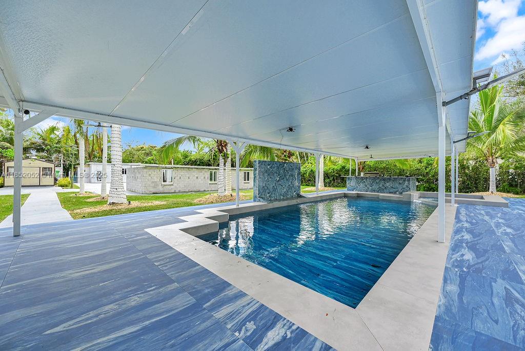 SUNILAND ESTATES - Residential Lease