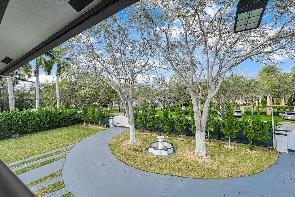 SUNILAND ESTATES - Residential Lease