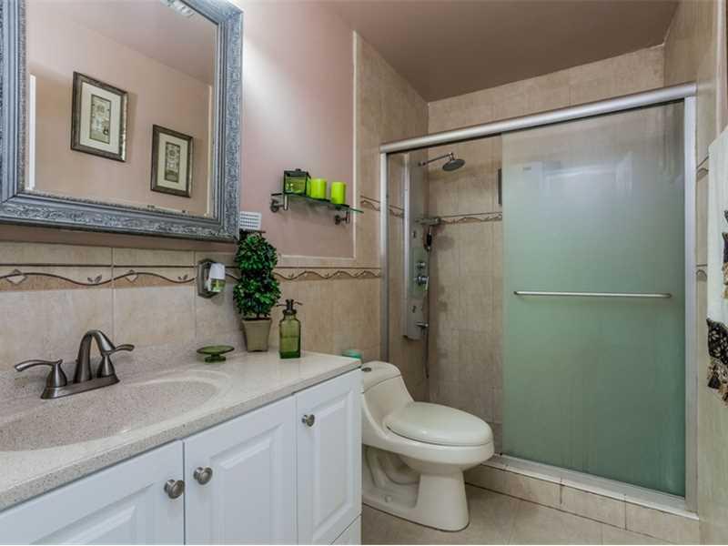 SWEETWATER GOLF COURSE TO - Residential