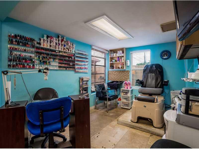 SWEETWATER GOLF COURSE TO - Residential