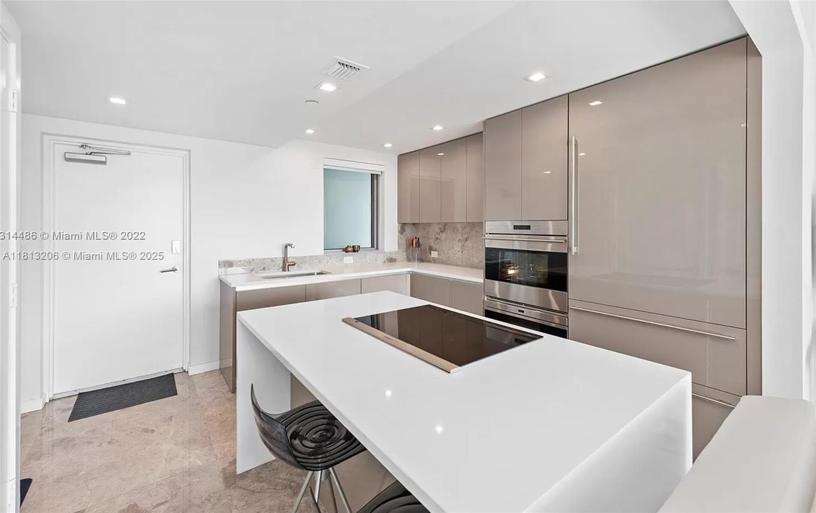 1201 20th St 413