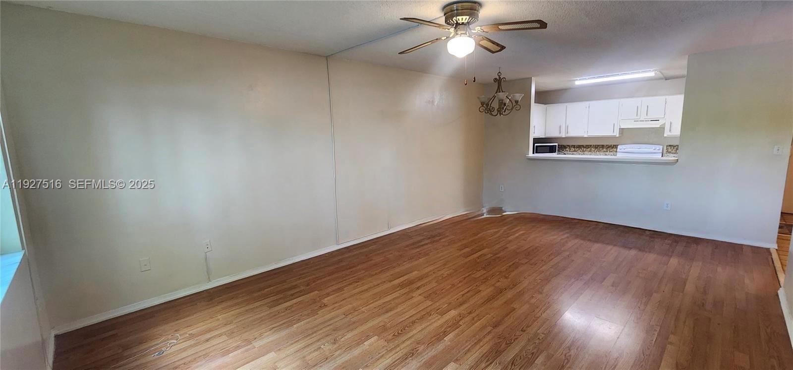 14850 Naranja Lakes Blvd B2J