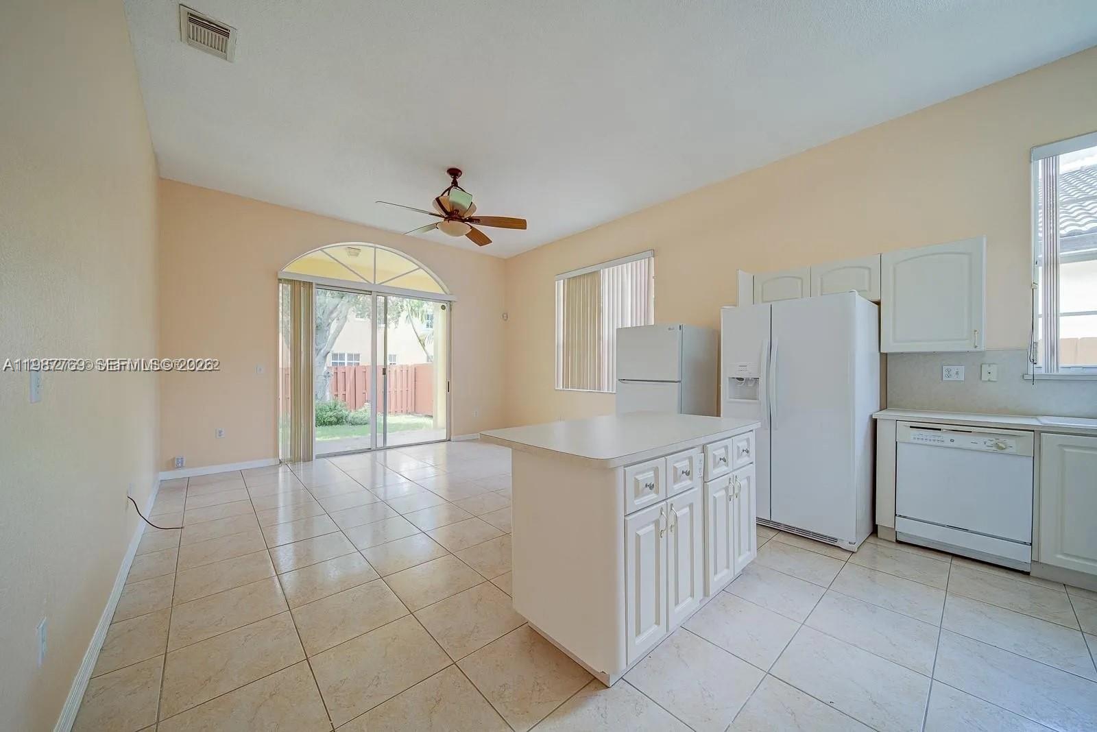 BISMARK HOMES AT VENEZIA - Residential Lease