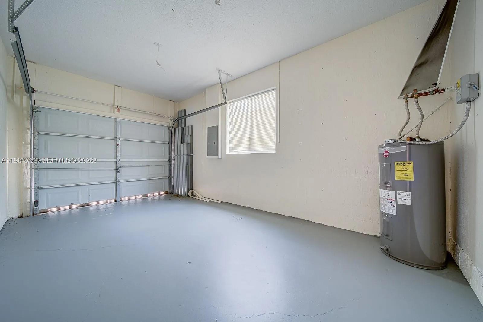 BISMARK HOMES AT VENEZIA - Residential Lease