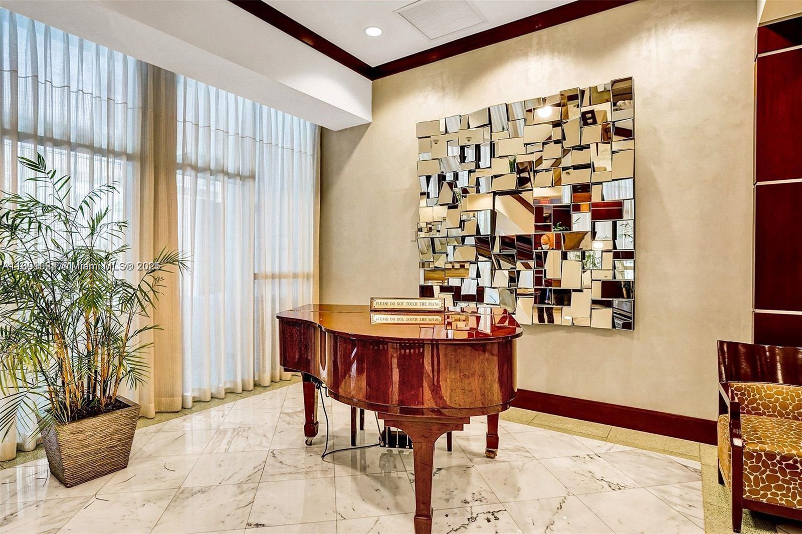 LA PERLA CONDO - Residential