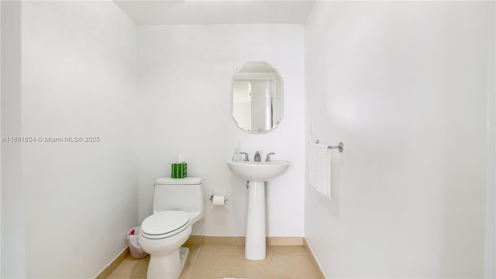LA PERLA CONDO - Residential