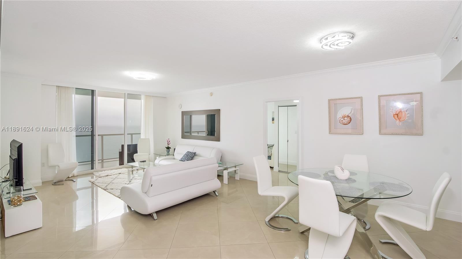 LA PERLA CONDO - Residential